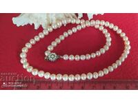 Old real pearl necklace