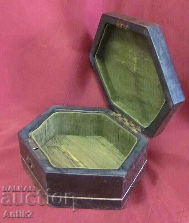 Livrarea Cutie de bijuterii din lemn din secolul al XIX-lea Capac pictat manual Livrarea Cutie de bijuterii din lemn din secolul al XIX-lea Capac pictat manual