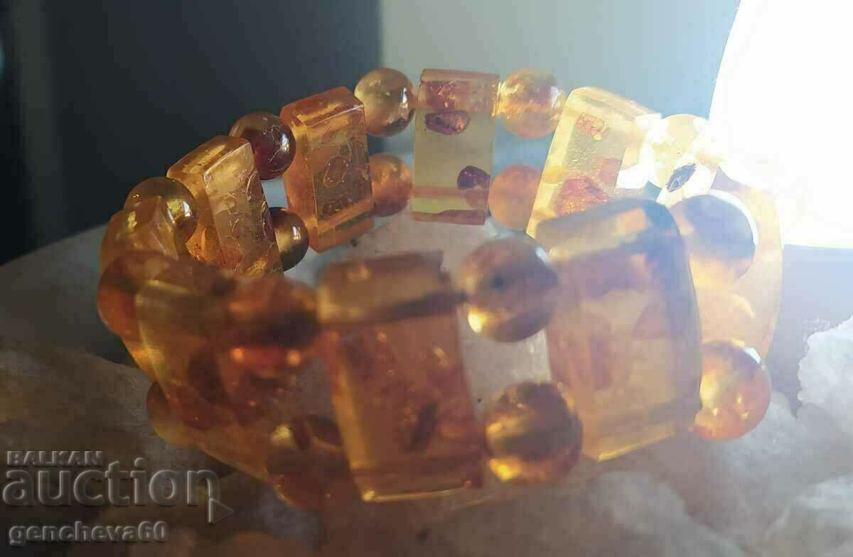 Auction Necklace made of natural Baltic amber Auction Necklace made of natural Baltic amber