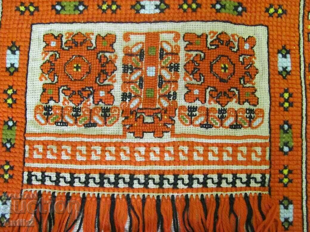 Delivery of 19th Century Hand Embroidered Cushion Motif