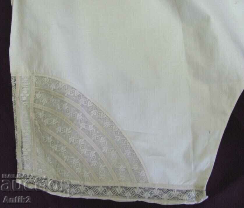 Delivery of 19th Century Victorian Style Lingerie Lace