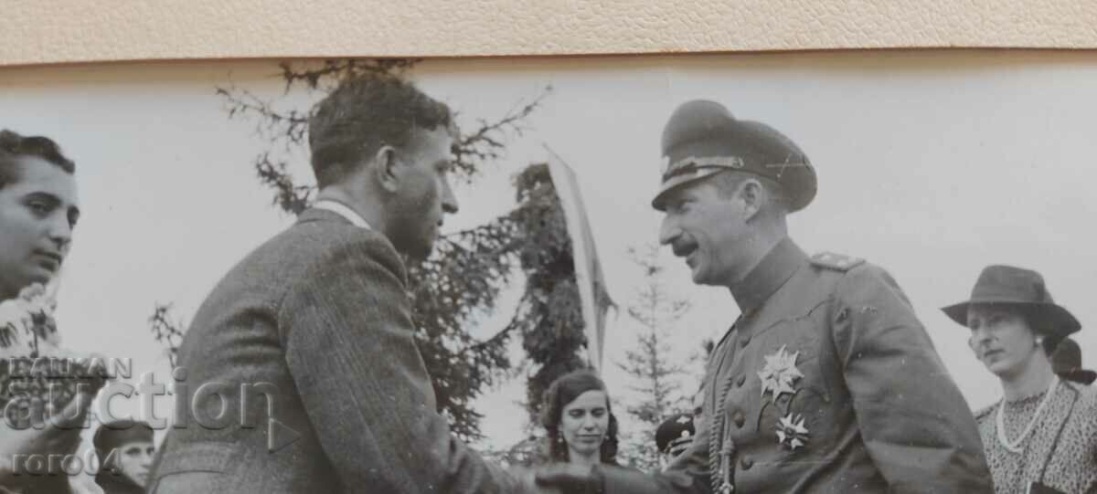 Livrarea REGELE BORIS III ȘI REGINA IOANNA A BULGARIEI