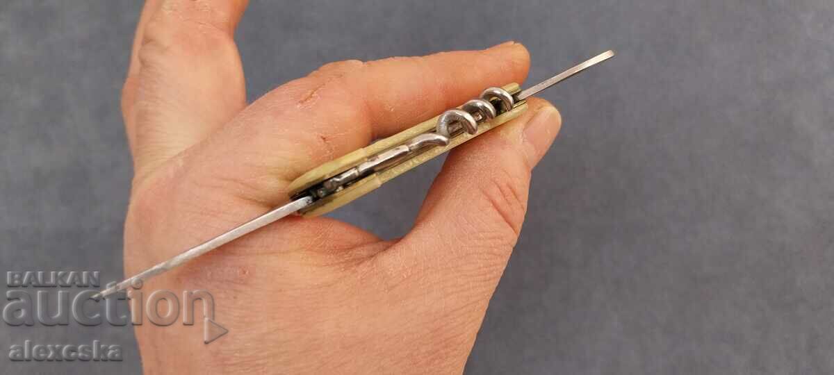 Συνδυαστικό ανοιχτήρι - σφυροδρέπανο - 6 Συνδυαστικό ανοιχτήρι - σφυροδρέπανο - 6