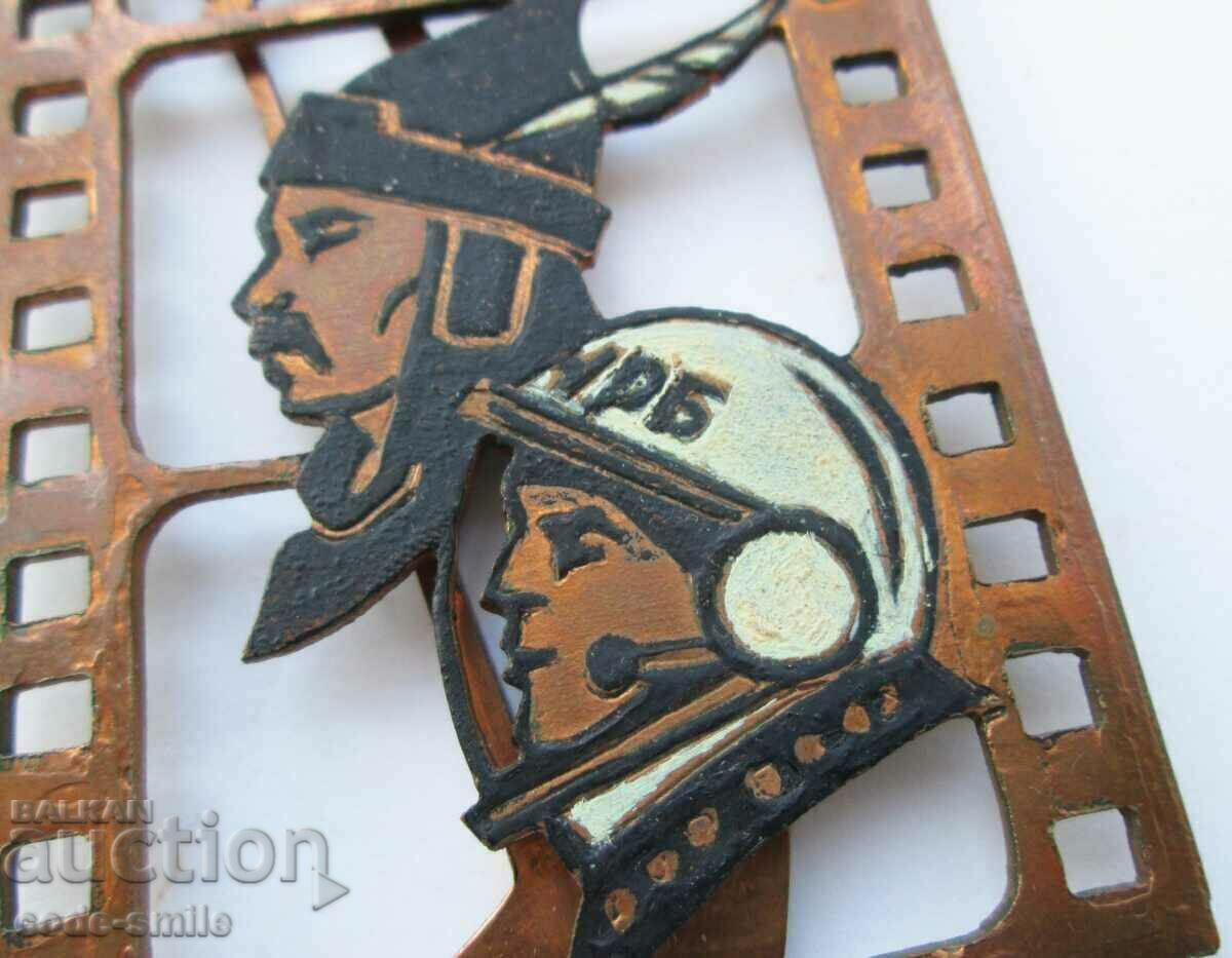 Delivery of Social plaque award cosmonaut autograph cosmonaut G Ivanov Delivery of Social plaque award cosmonaut autograph cosmonaut G Ivanov