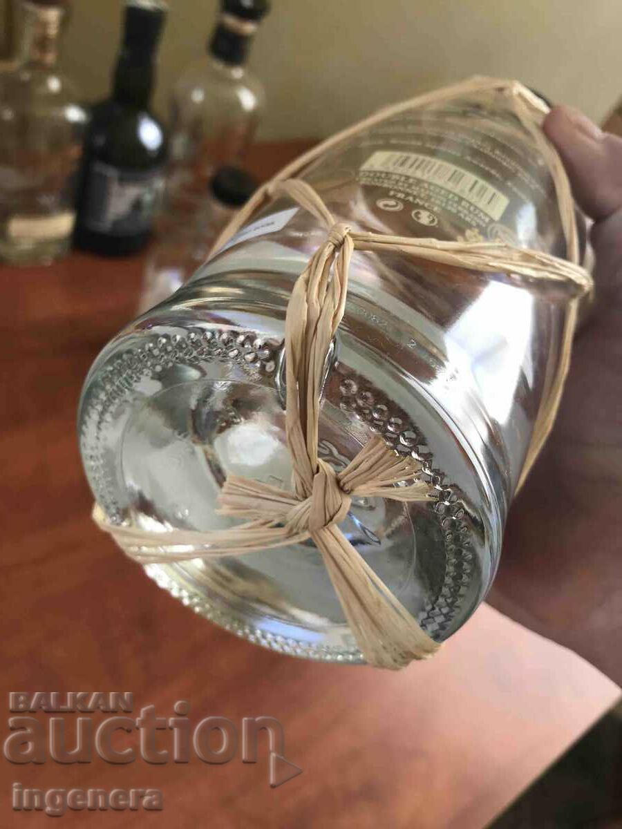 Auction RUM GLASS BOTTLE BOTTLE Auction RUM GLASS BOTTLE BOTTLE