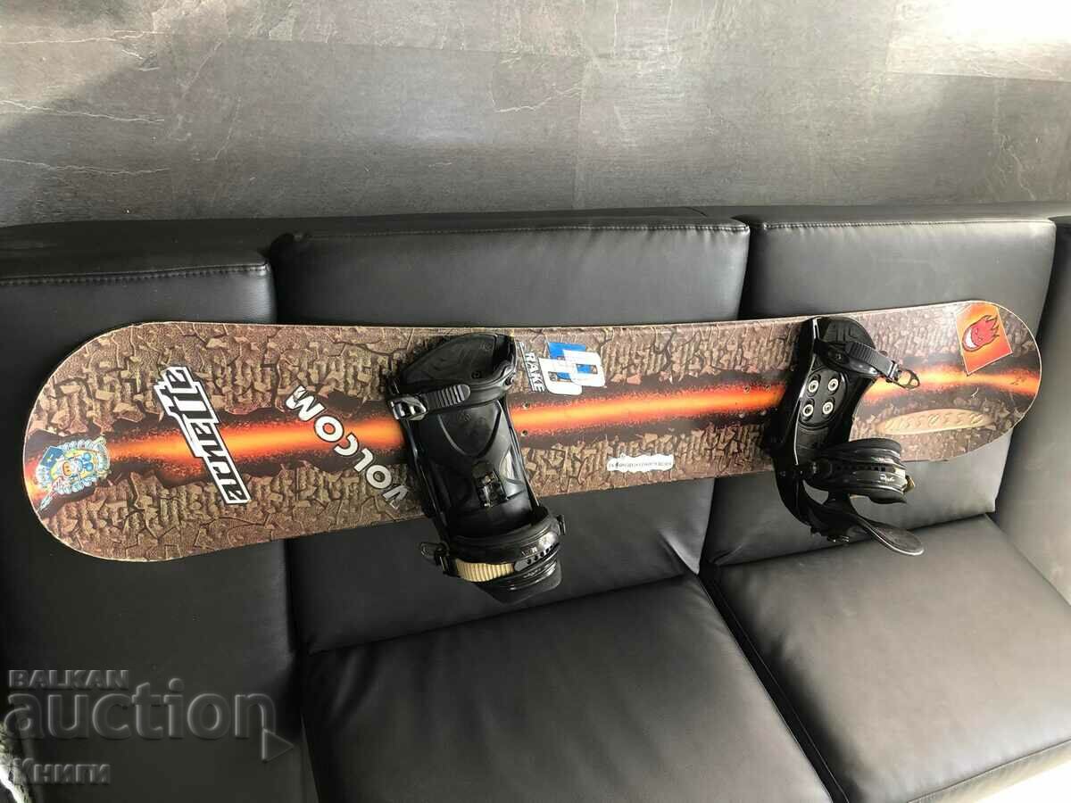 Auction Snowboard Auction Snowboard
