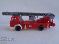 WIKING H0 1/87 MERCEDES BENZ FIRE FIGHTING MODEL TOY TRUCK