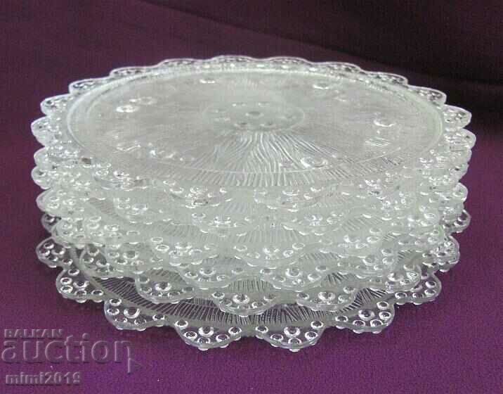 Auction Vintich Service Crystal Cake Plates 6 pcs. Auction Vintich Service Crystal Cake Plates 6 pcs.