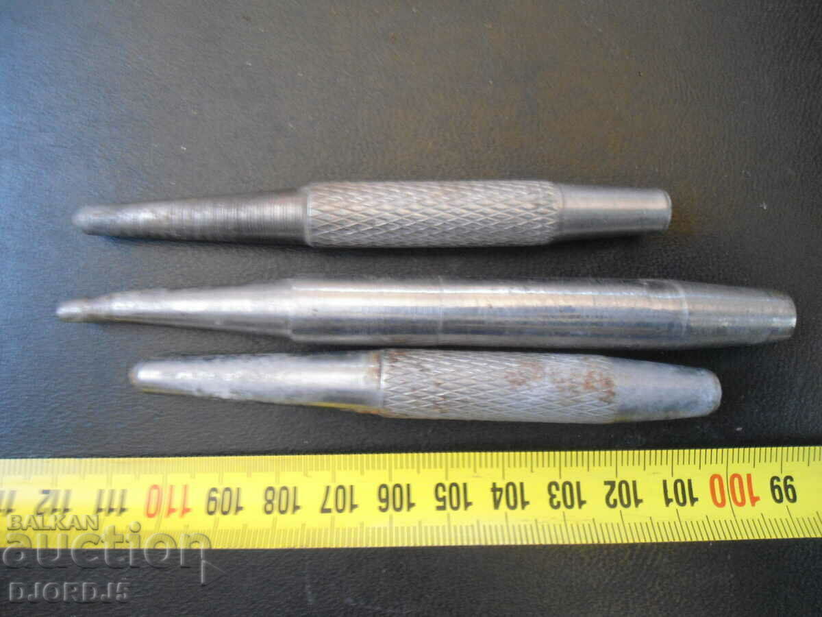 Auction Old tools Auction Old tools