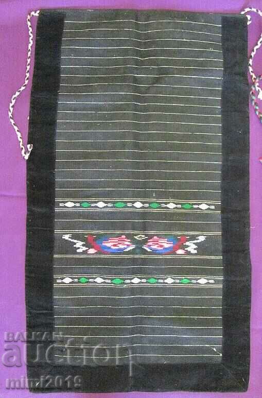 Ποδιές Λαϊκής Τέχνης 19ου αιώνα για γυναικεία φορεσιά 2 τεμ. με τιμή 80.00 BGN | € 40.90 Ποδιές Λαϊκής Τέχνης 19ου αιώνα για γυναικεία φορεσιά 2 τεμ. με τιμή 80.00 BGN | € 40.90