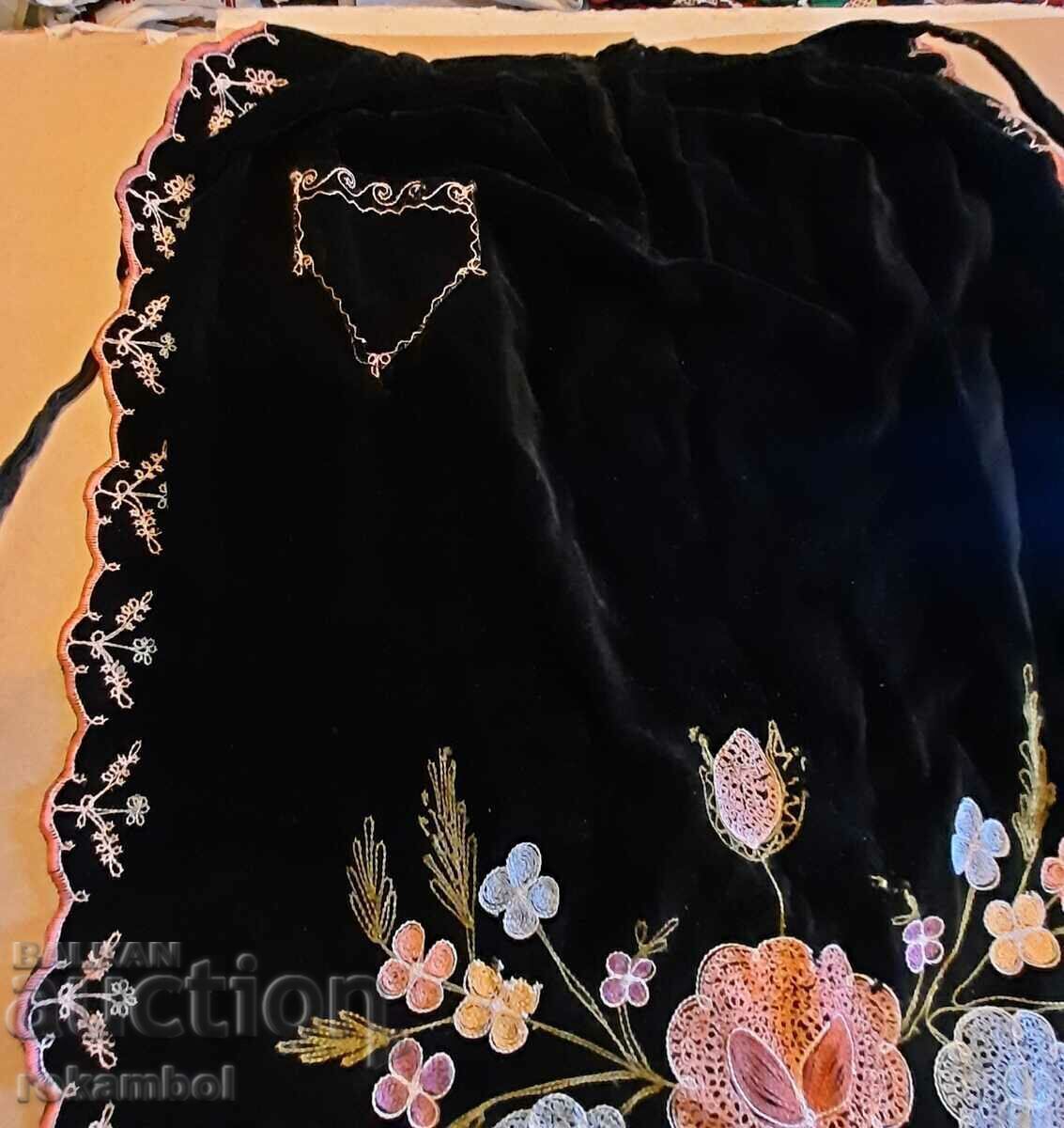 Authentic velvet embroidered Varna costume apron. with price 150.00 BGN | € 76.69 Authentic velvet embroidered Varna costume apron. with price 150.00 BGN | € 76.69