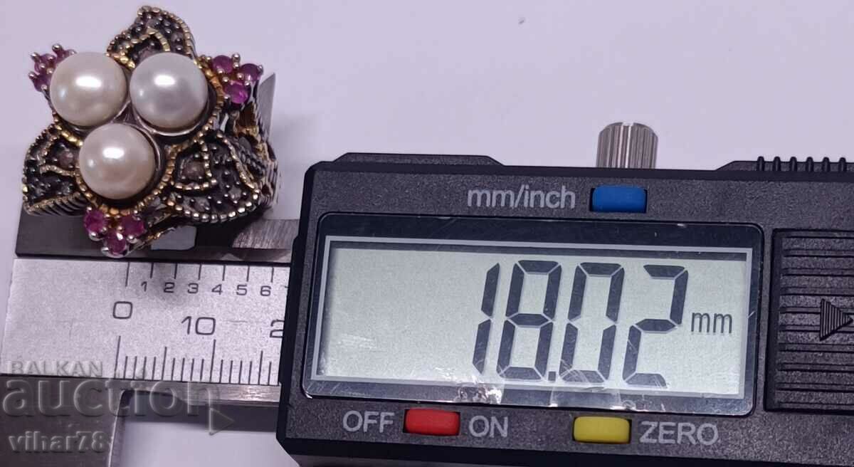 Inel cu perle, rubine, diamante - din aur de 9 carate si - 5 Inel cu perle, rubine, diamante - din aur de 9 carate si - 5