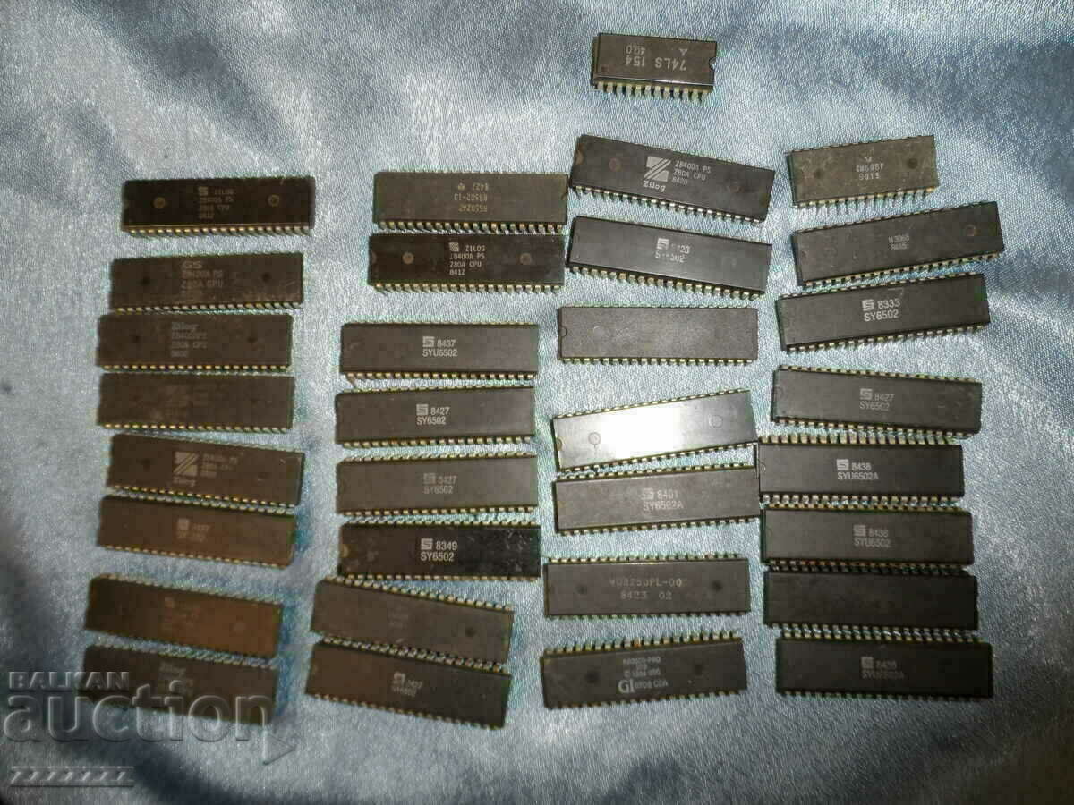 Lot of chips 32 pcs. - 6 Lot of chips 32 pcs. - 6