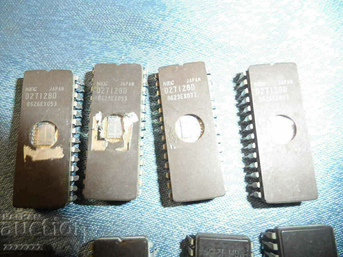 Лот чипове 14 бр. с цена 56.00 лв. | € 28.63 Лот чипове 14 бр. с цена 56.00 лв. | € 28.63