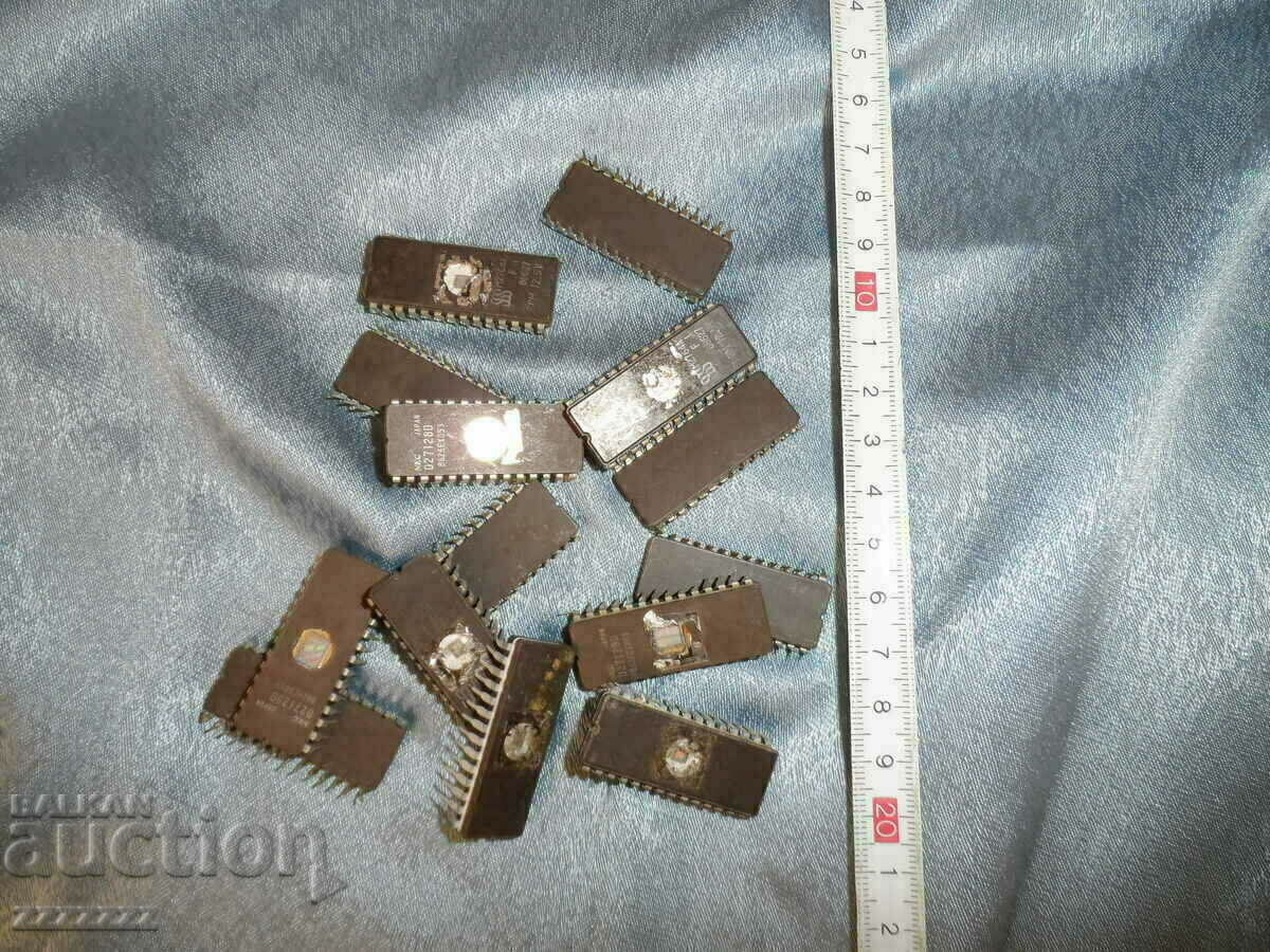 Лот чипове 14 бр. - 6 Лот чипове 14 бр. - 6