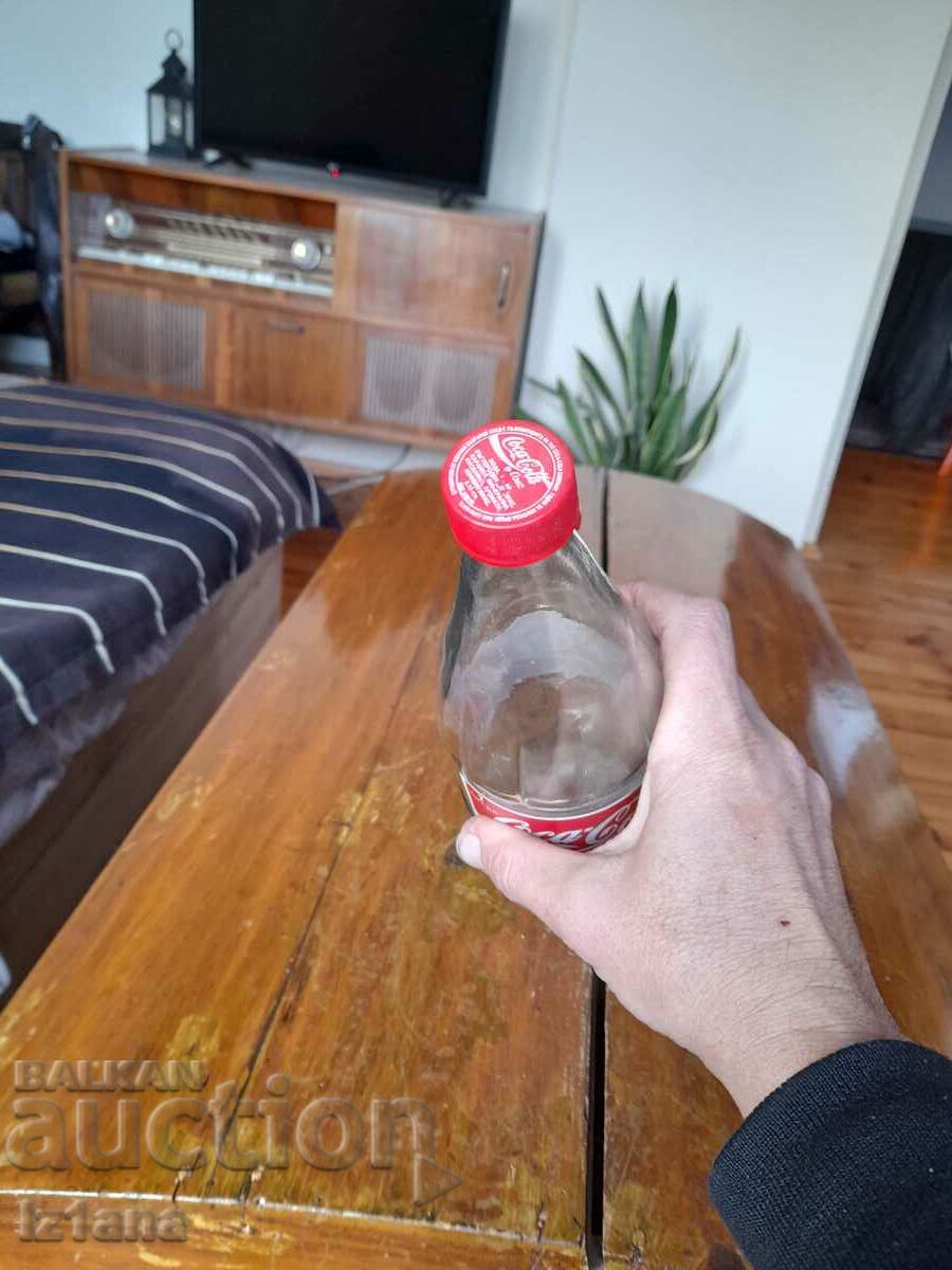 Delivery of An old bottle of Coca Cola, Coca Cola Delivery of An old bottle of Coca Cola, Coca Cola