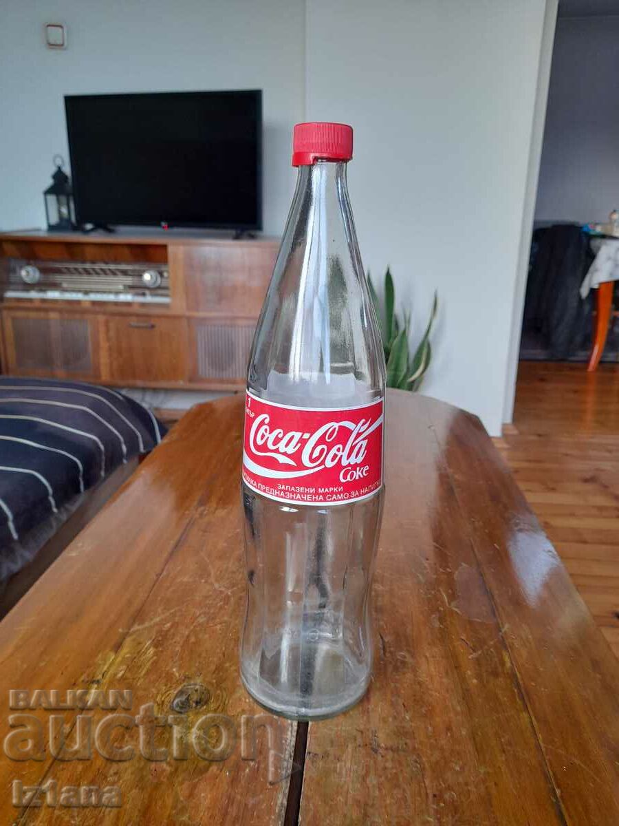 Ένα παλιό μπουκάλι Coca Cola, Coca Cola