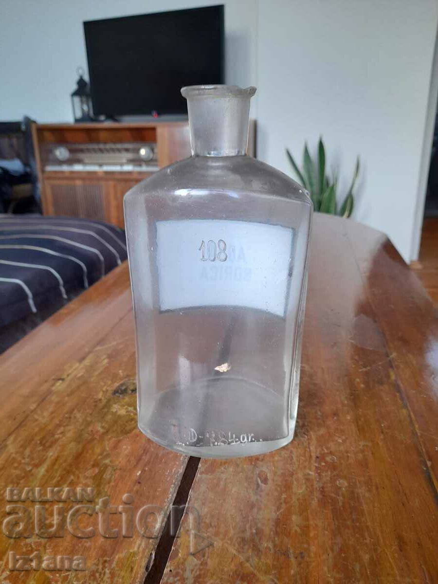 Δημοπρασία Ένα παλιό μπουκάλι Aqua Menthae Δημοπρασία Ένα παλιό μπουκάλι Aqua Menthae