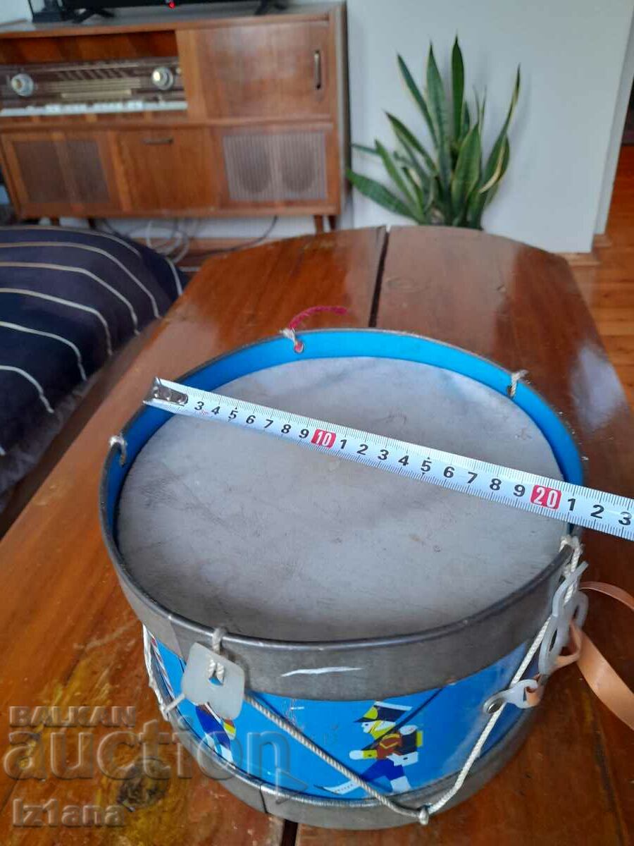 Delivery of Old children's drum, drum, drum Delivery of Old children's drum, drum, drum