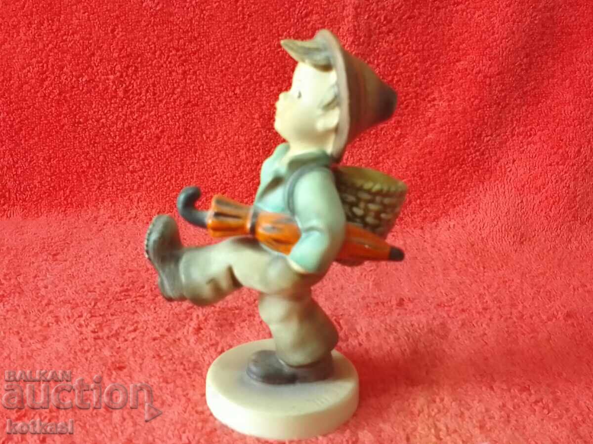 Παράδοση Παλιά πορσελάνινη φιγούρα αγόρι παιδί Goebel Hummel Γερμανία