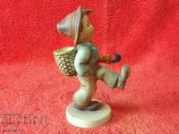 Παλιά πορσελάνινη φιγούρα αγόρι παιδί Goebel Hummel Γερμανία