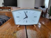 Old mantel clock Beacon