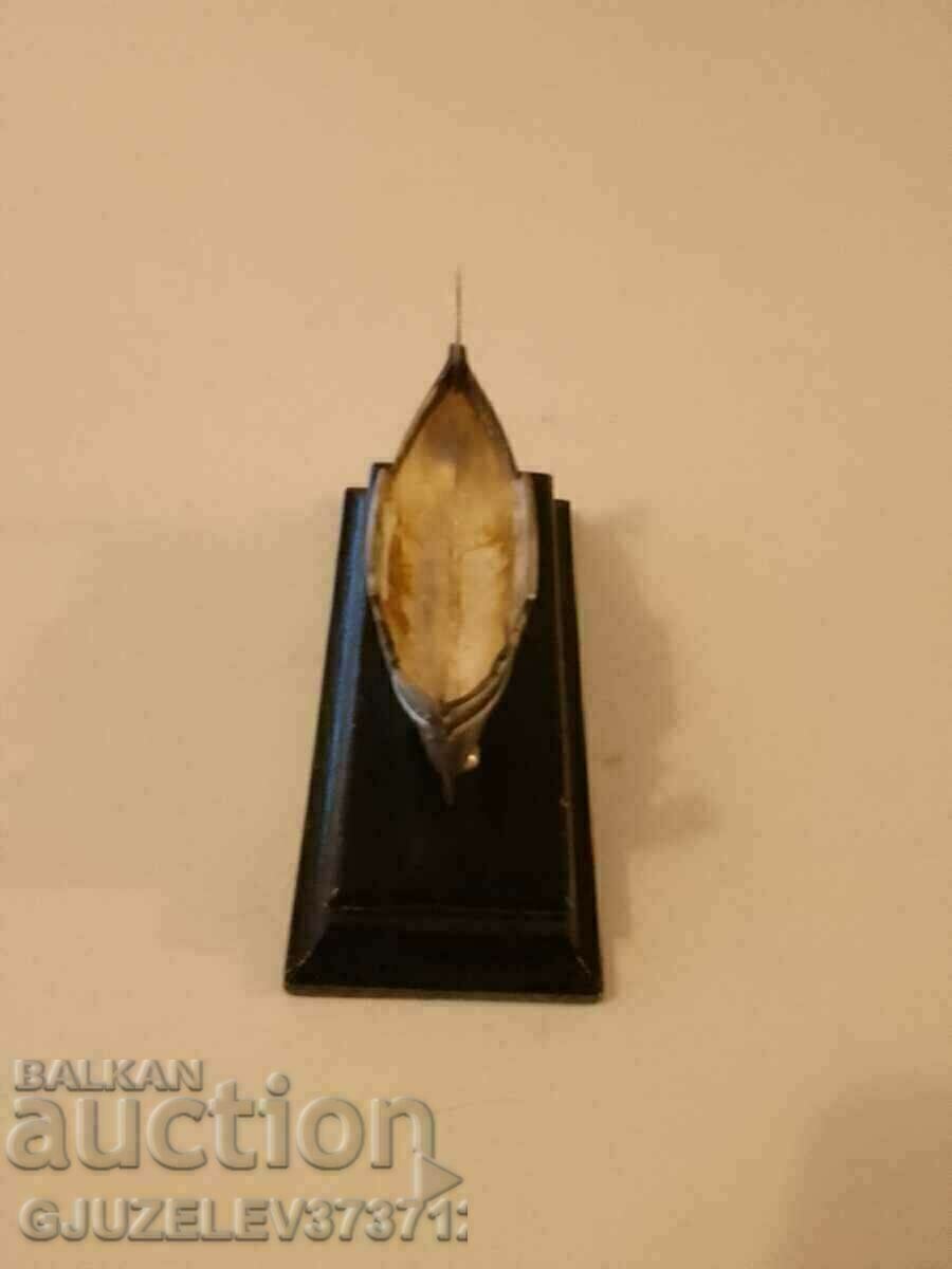 English ship on a wooden stoic made of sterling silver, 925 - 7