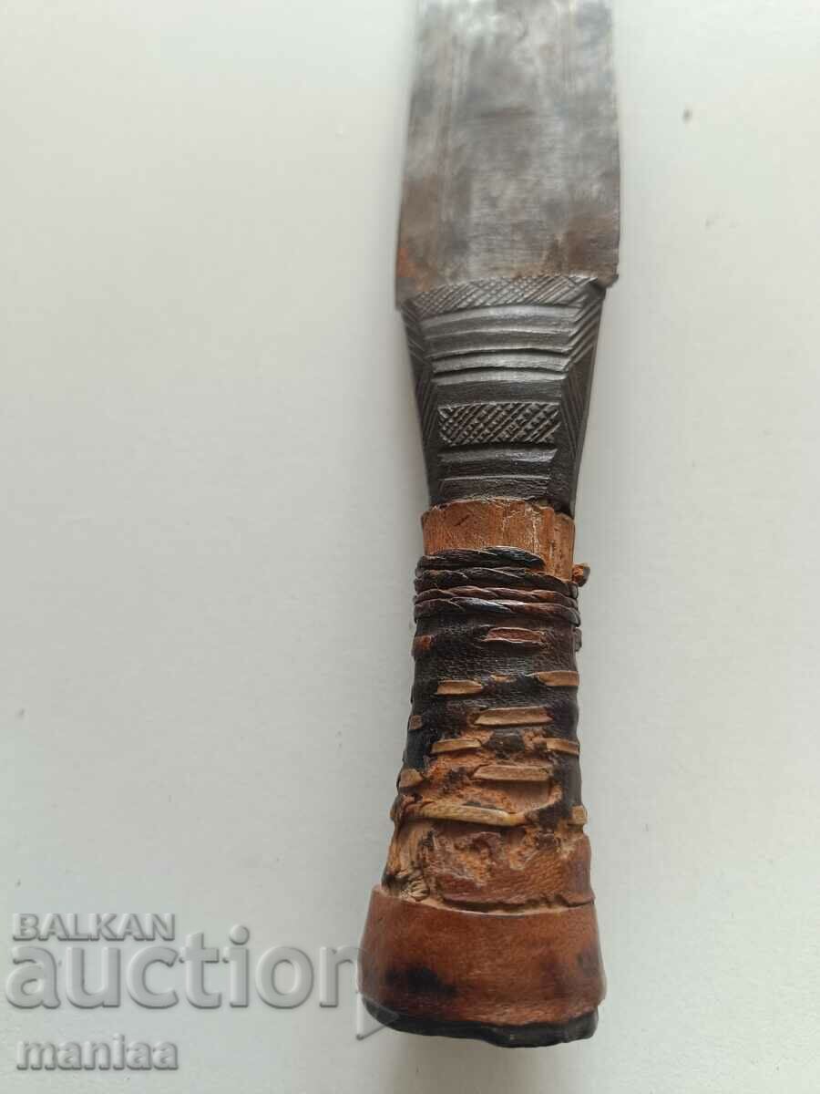 Auction Old African forged dagger 32 cm Auction Old African forged dagger 32 cm