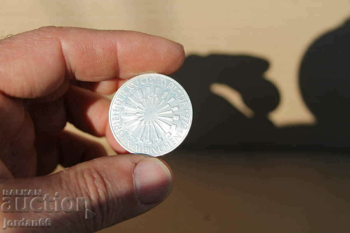 Delivery of 10 "Deutsche mark" 1972 year Delivery of 10 "Deutsche mark" 1972 year