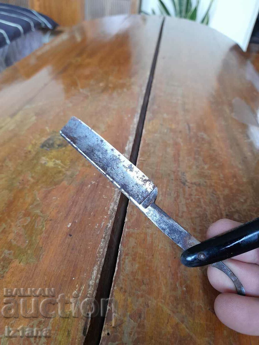 Livrarea Brici vechi Solingen