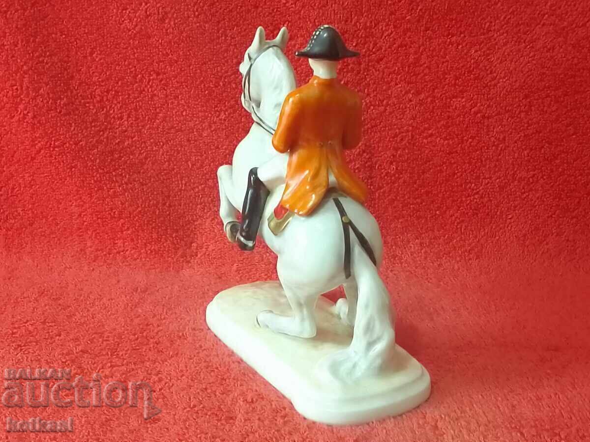Figurină veche din porțelan Cal Jocheu Călăreț Cavalerie Goebel - 5 Figurină veche din porțelan Cal Jocheu Călăreț Cavalerie Goebel - 5