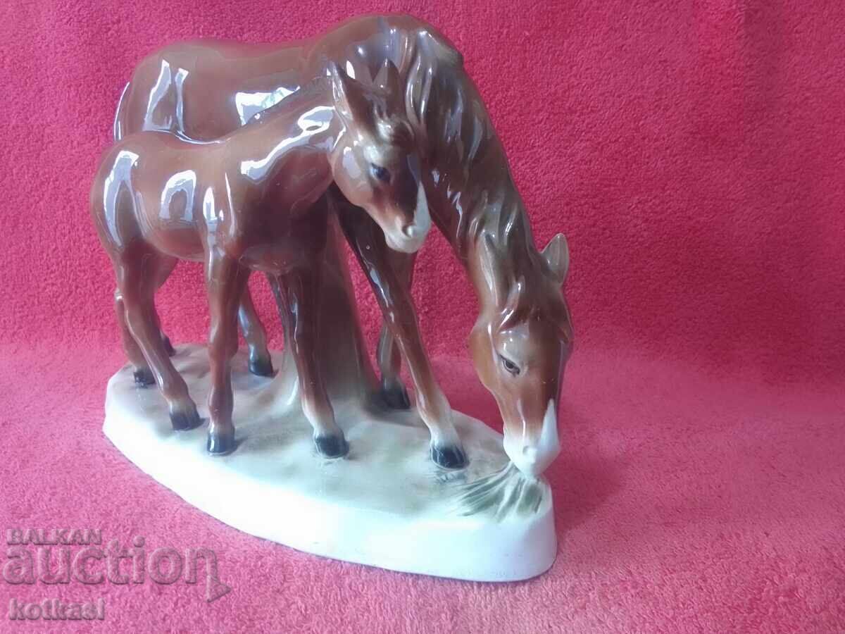 Old porcelain figure Horse with his little Silesia - 5 Old porcelain figure Horse with his little Silesia - 5