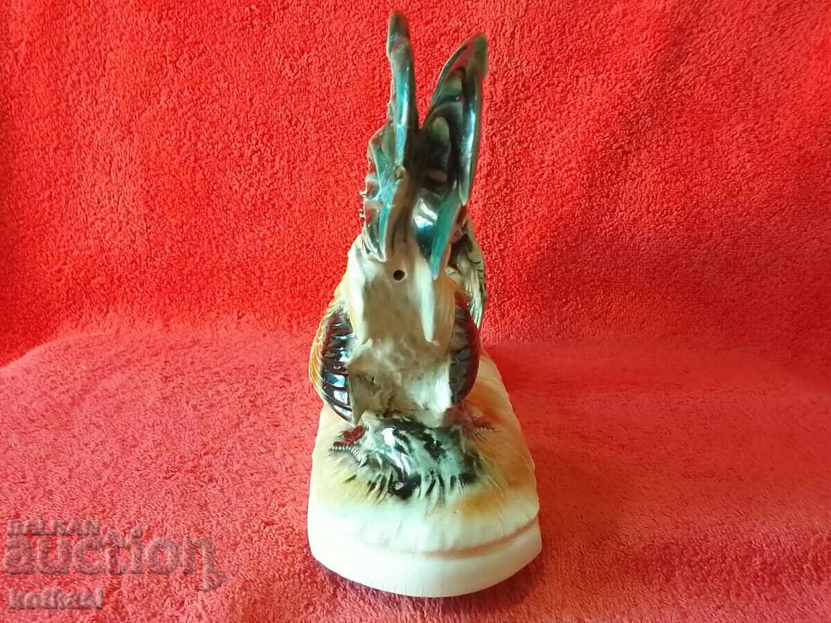 Old porcelain figure Cockfight marked with price 235.50 BGN | € 120.41 Old porcelain figure Cockfight marked with price 235.50 BGN | € 120.41