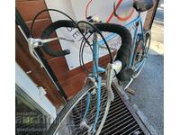 Bicicleta de drum Pinarello Epple de epocă