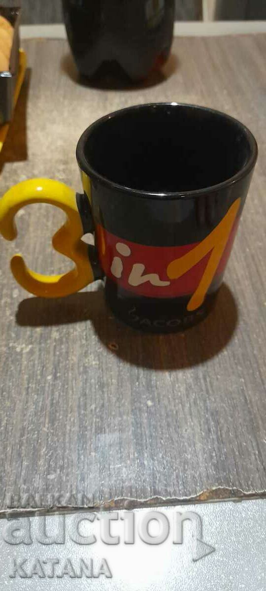 Cana publicitara 3 in 1 jacobs REDUCERE!!! cu preț 3.50 BGN | € 1.79