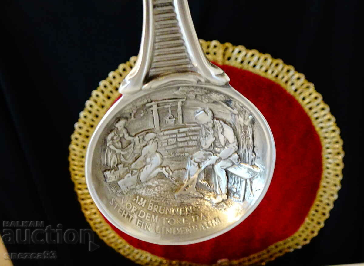 Delivery of Pewter spoon, painting In front of the gate there is a linden tree, pewter wedding Delivery of Pewter spoon, painting In front of the gate there is a linden tree, pewter wedding