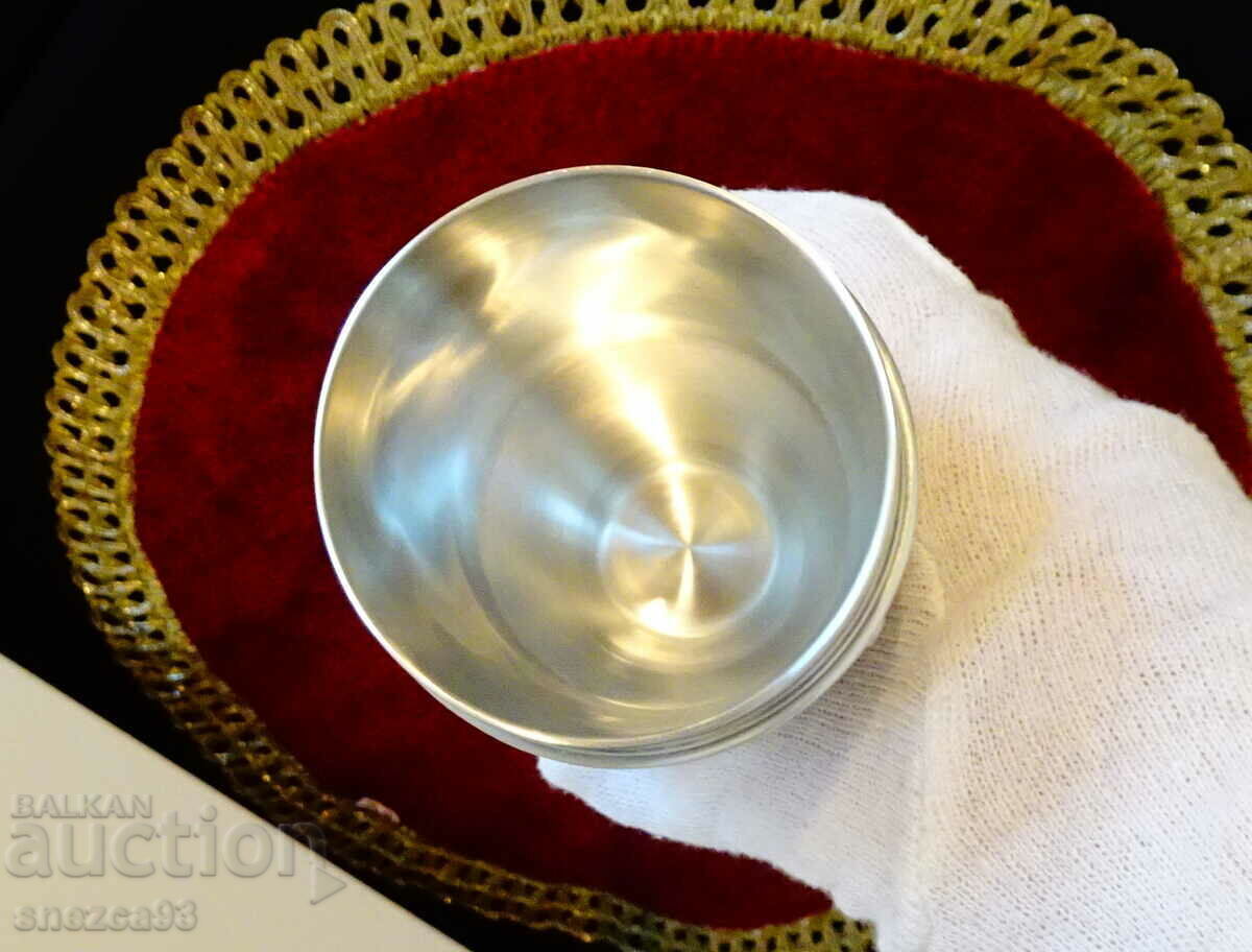 A gorgeous pewter goblet in honor of wine. - 7 A gorgeous pewter goblet in honor of wine. - 7