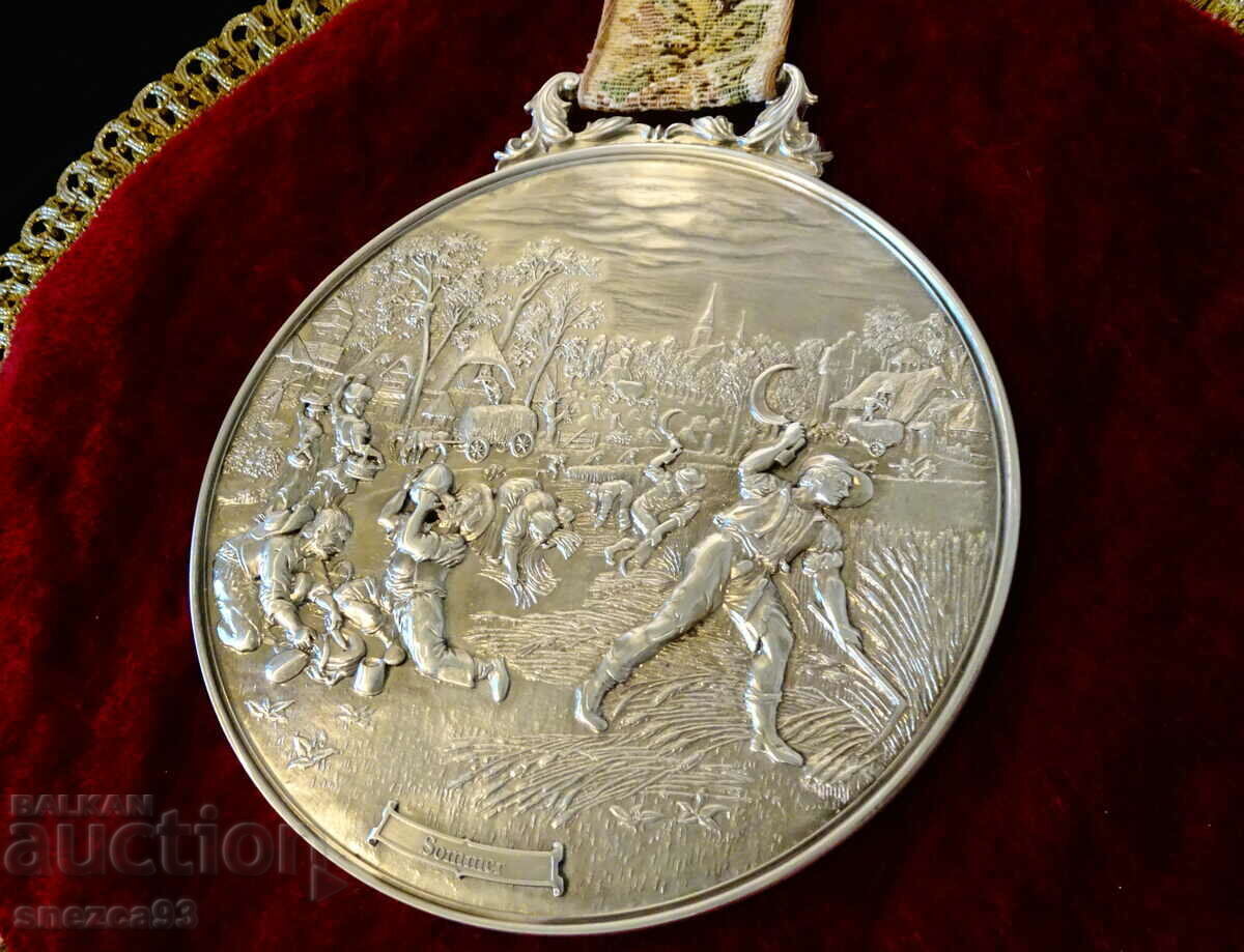 WMF plaque, medal, tin panel with relief picture Summer, Harvest. with price 36.00 BGN | € 18.41 WMF plaque, medal, tin panel with relief picture Summer, Harvest. with price 36.00 BGN | € 18.41