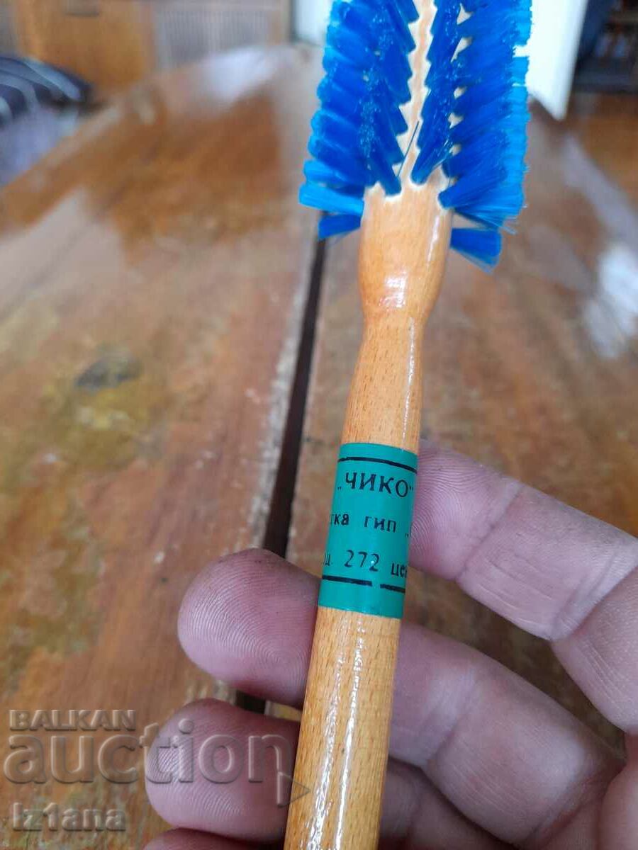 An old hair brush - 6 An old hair brush - 6