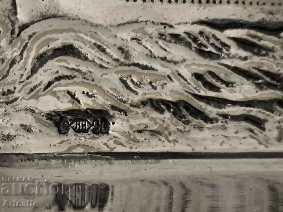 Livrarea Scrumiera placata cu argint