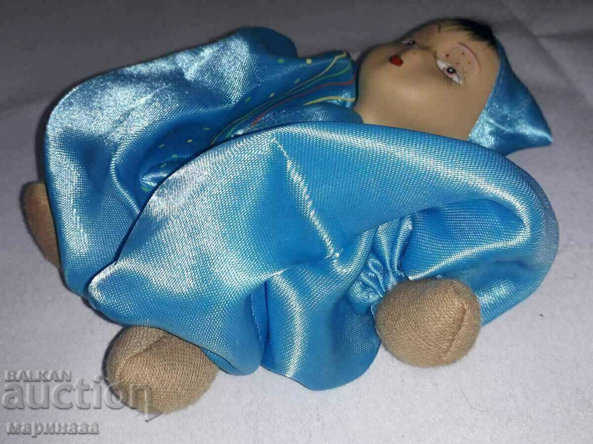 CLOWN. CERAMICS, TEXTILES with price 3.00 BGN | € 1.53 CLOWN. CERAMICS, TEXTILES with price 3.00 BGN | € 1.53