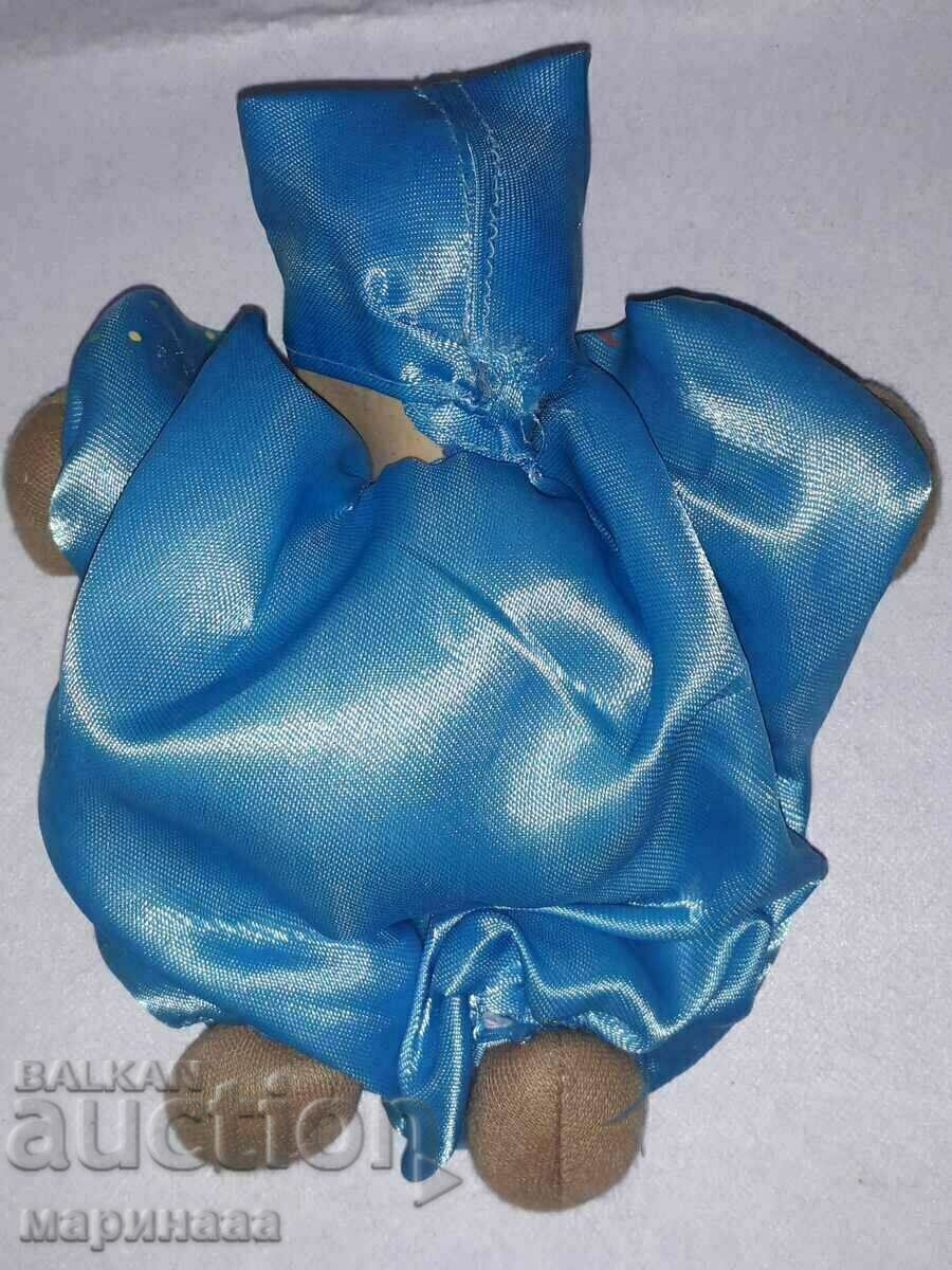 Auction CLOWN. CERAMICS, TEXTILES Auction CLOWN. CERAMICS, TEXTILES