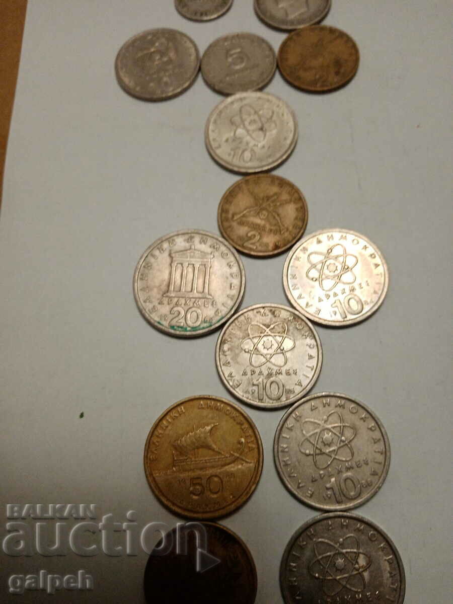 Auction  LOT GREECE - 16 pcs. - BGN 9.5