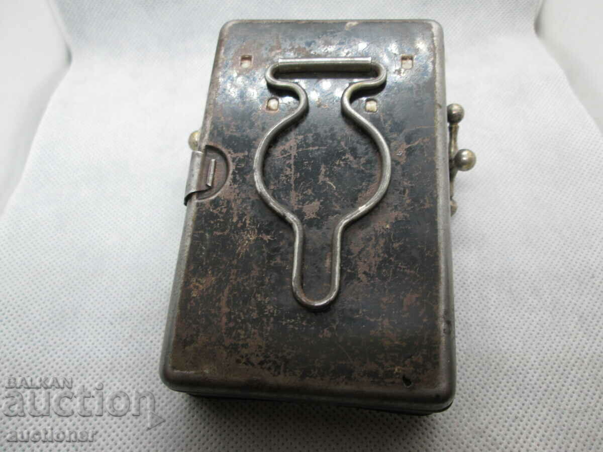 Livrarea LINTERNA VECHE GERMANA DIAMON 2201 Livrarea LINTERNA VECHE GERMANA DIAMON 2201