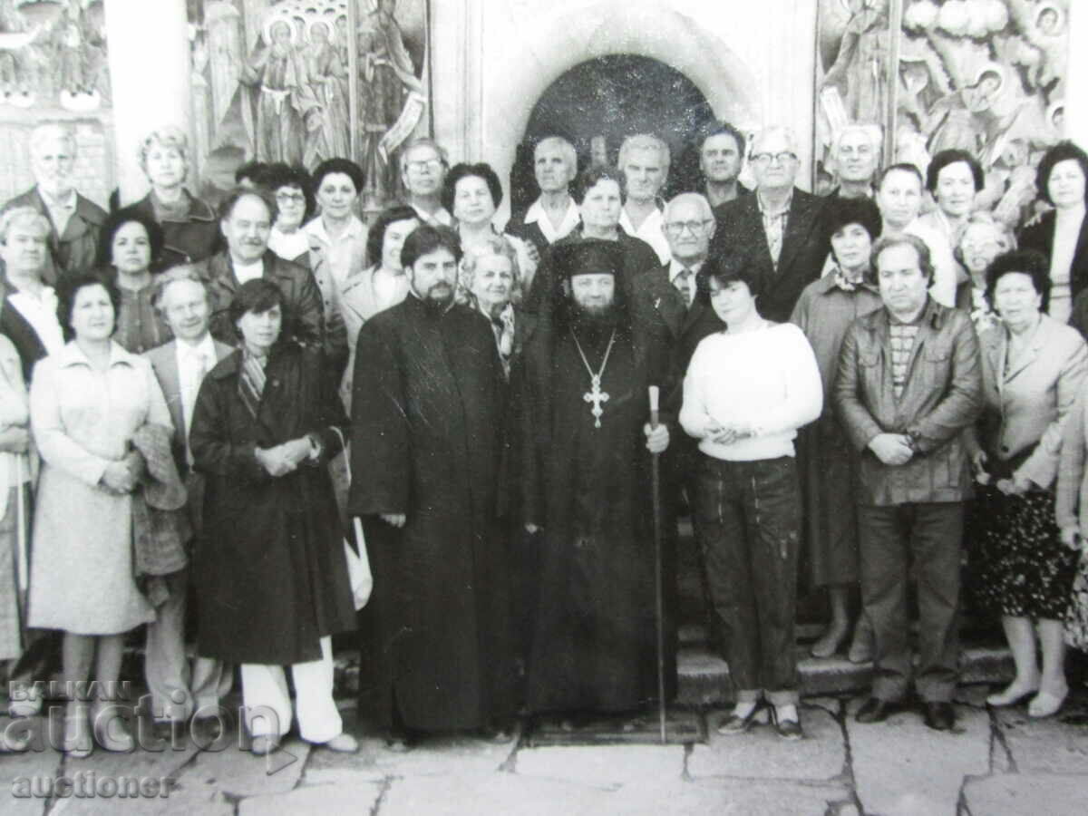 OLD LARGE PHOTO LAITY, PRIEST METROPOLITAN MONASTERY - 5 OLD LARGE PHOTO LAITY, PRIEST METROPOLITAN MONASTERY - 5