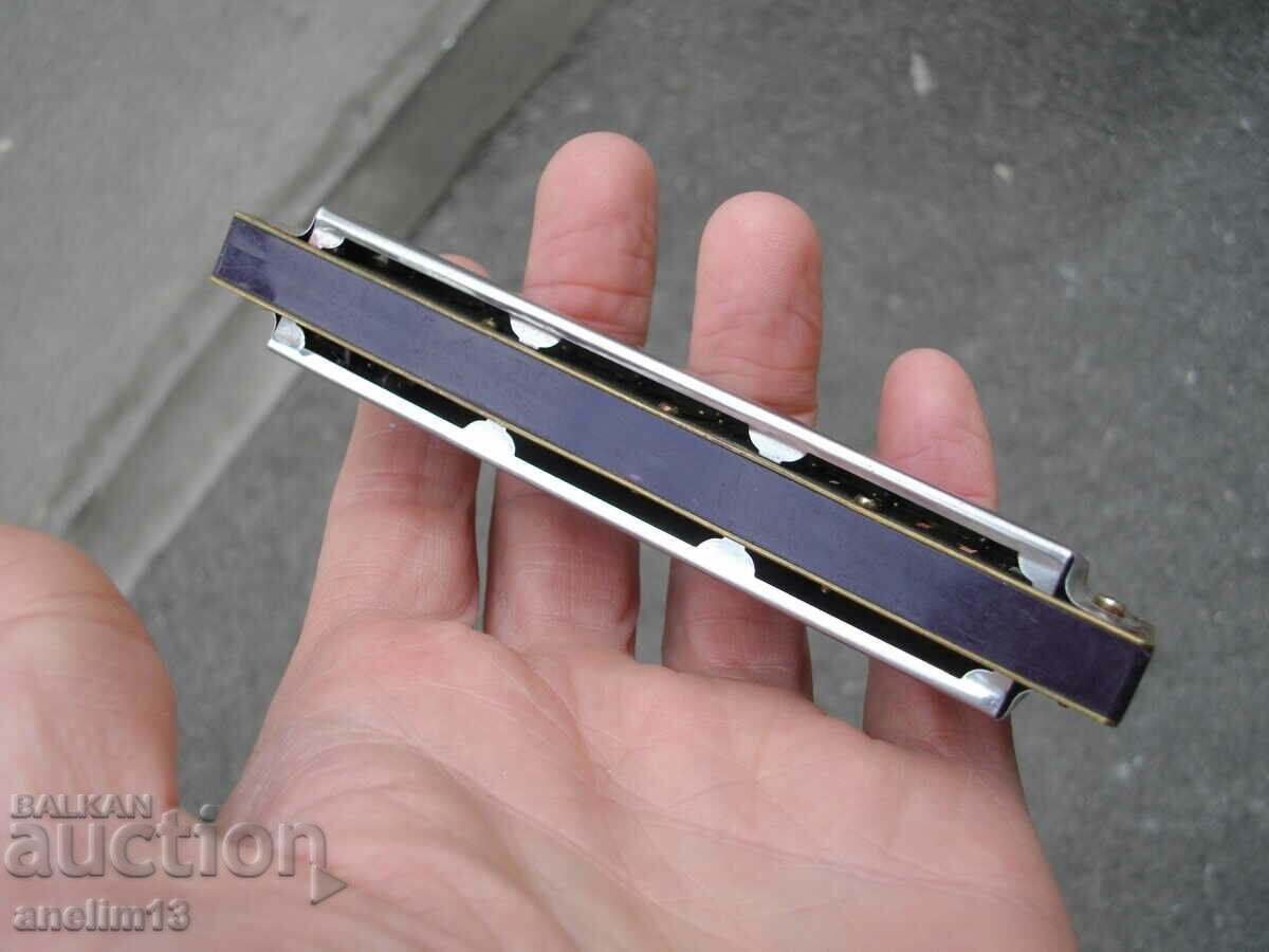 OLD HARMONICA - 5