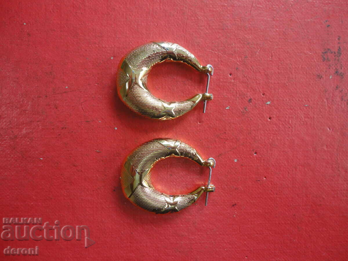 Livrarea Cercei placati cu aur