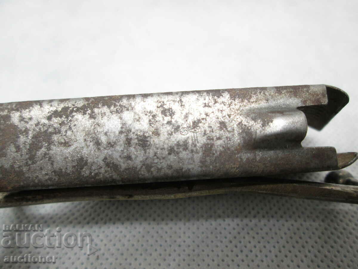 Delivery of WWI - GERMAN EAGLE MARKED MANNLICHER CARTRIDGE PACK