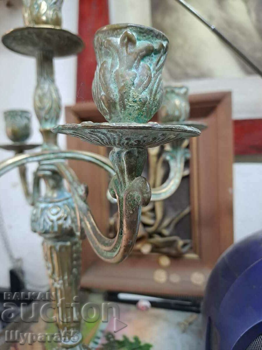 Delivery of An old priest Delivery of An old priest