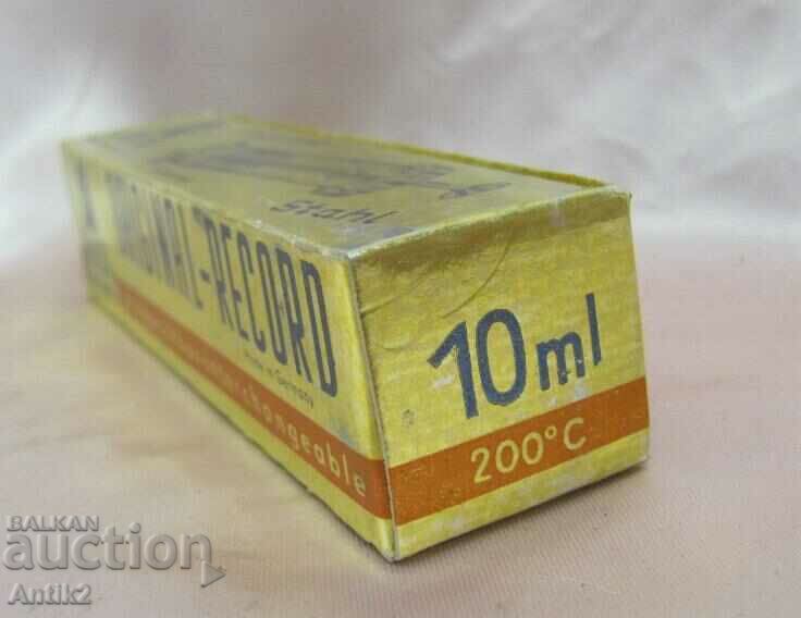 Auction  WWII Medical Syringe 10cc INJECTA